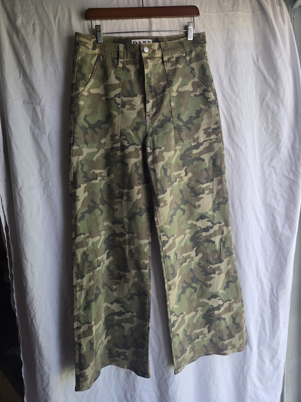Daze Camo Pants